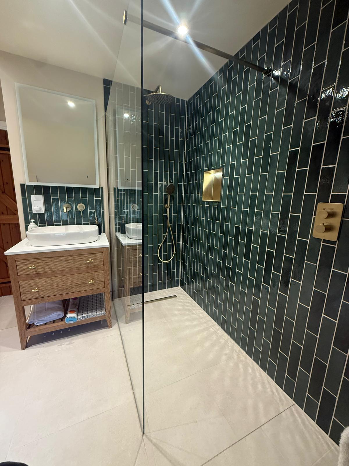 Completed bathroom installation by Pinnacle Plumbing, Witney, Oxford & the Cotswolds