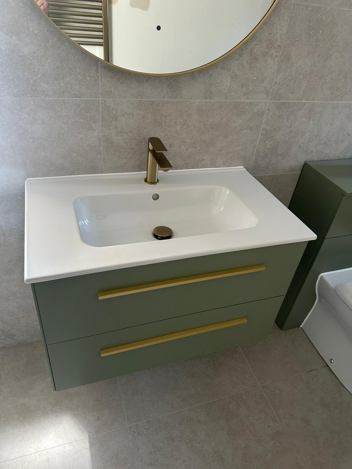 Completed bathroom installation by Pinnacle Plumbing, Witney, Oxford & the Cotswolds